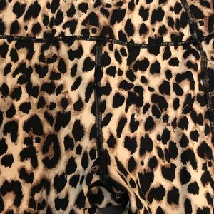 Victoria’s Secret leggings